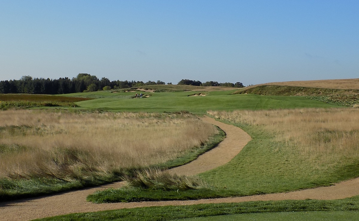 Erin Hills Golf Course Hole 1 Tee - Wisconsin Golf Trips